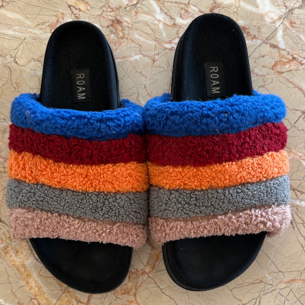 ROAM Multicolor Fuzzy Slide Sandals